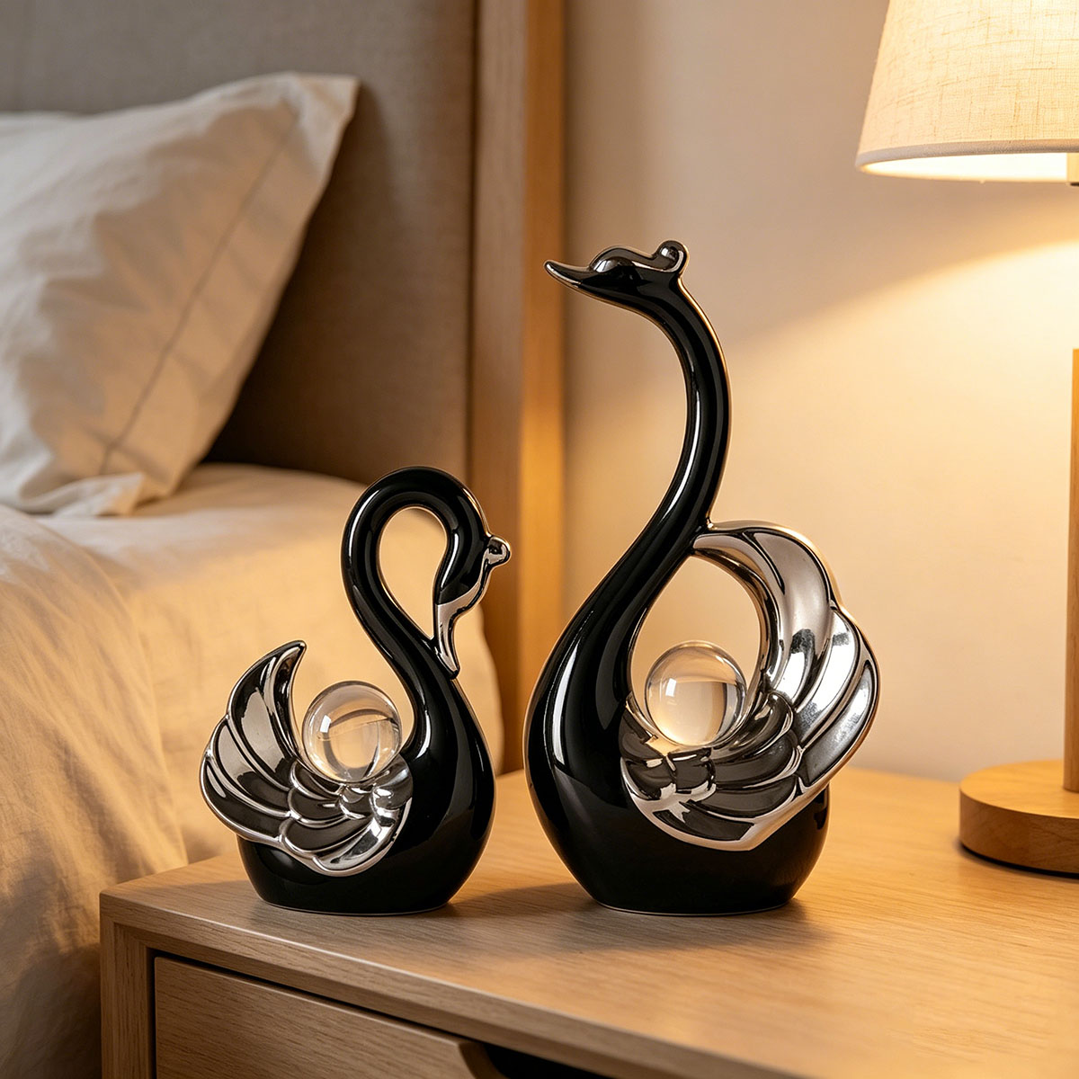Ornamento de Casal de Cisnes e - Interior Design Apartment avaliação e preço